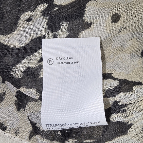 Vince Stylish Black and Cream Basketweave Print Women's Blouse - Picture 12 of 13